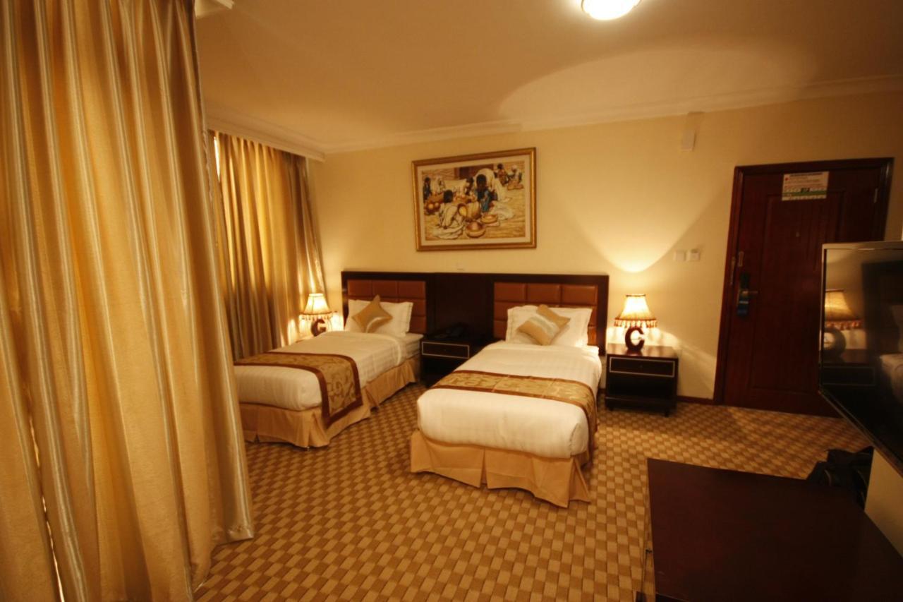 Caravan Hotel Addis Екстер'єр фото
