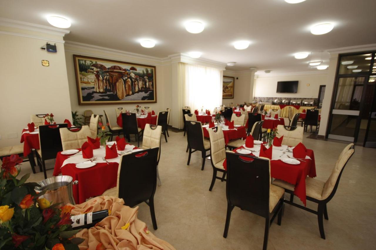 Caravan Hotel Addis Екстер'єр фото