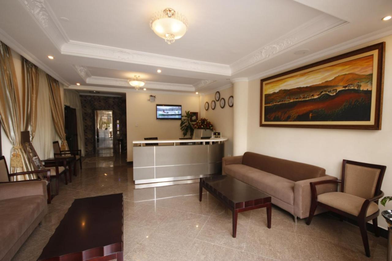 Caravan Hotel Addis Екстер'єр фото